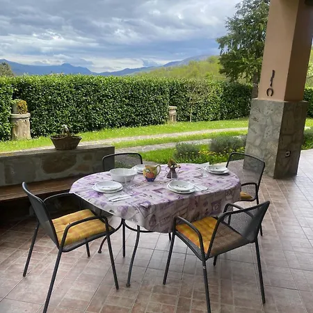 Villa Cascina Bruna - Terrazza Panoramica E Giardino A Bobbio, Val Trebbia
