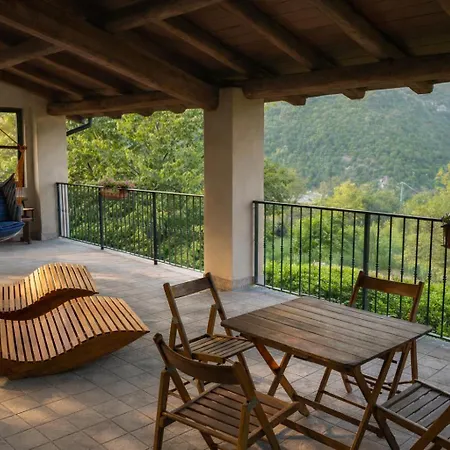 Cascina Bruna - Terrazza Panoramica E Giardino A Bobbio, Val Trebbia * Bobbio