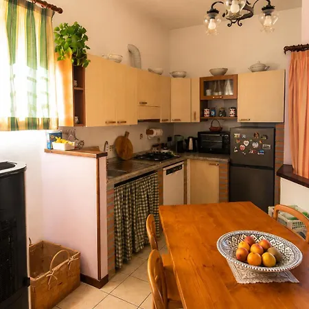 Cascina Bruna - Terrazza Panoramica E Giardino A Bobbio, Val Trebbia Villa